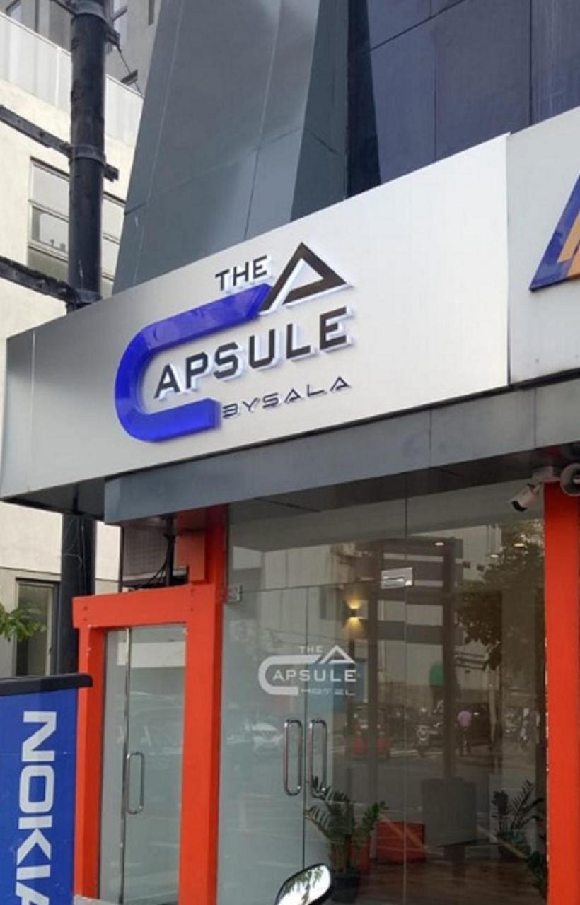 The Capsule Hotel Colombo Exterior photo
